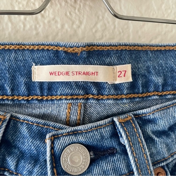 Levi’s Premium Wedgie Straight crop Jeans - Picture 5 of 7